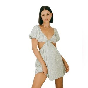 Eilish Dress size small in moss Green